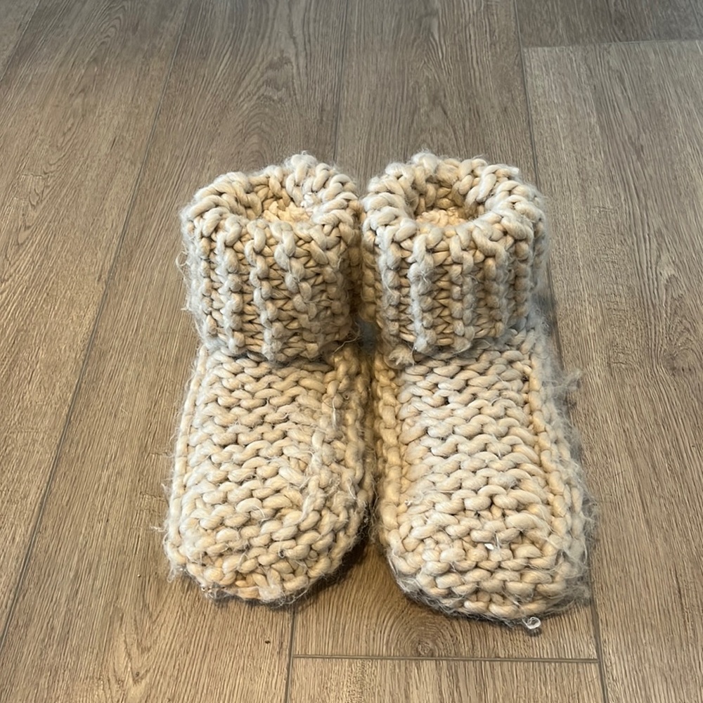 Lemon Cabin Cuffed Cute Bootie